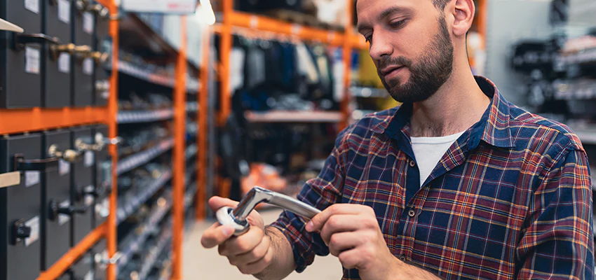 Locksmith For Retail Stores Lockout Services in Escondido, California